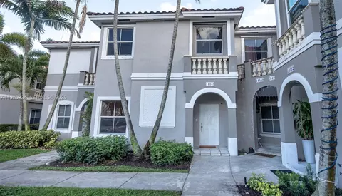 14046 SW 49th St #16, Miramar, FL 33027