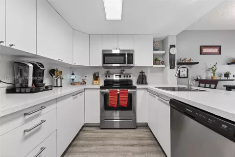 12750 SW 4th Ct #314J, Pembroke Pines, FL 33027