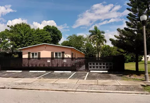 612 NW 10th Ter, Fort Lauderdale, FL 33311