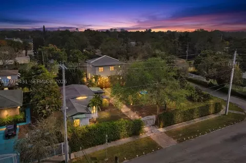 11809 NE 1st Ave, Miami, FL 33161