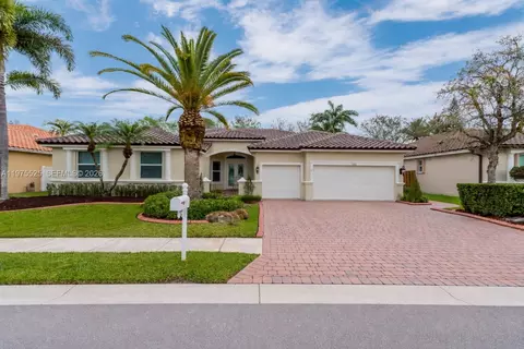 18801 SW 7th St, Pembroke Pines, FL 33029
