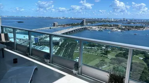 900 Biscayne Blvd #3704, Miami, FL 33132