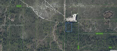 881 Papaya St, Lake Placid, FL 33852