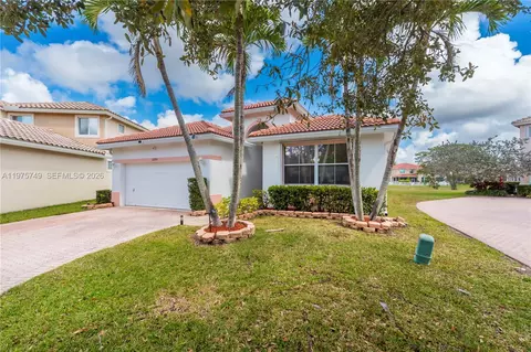 12109 NW 52nd Ct, Coral Springs, FL 33076