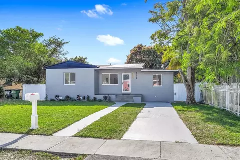 910 NW 133rd St, North Miami, FL 33168