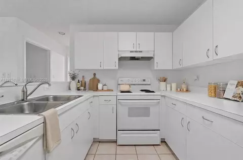 10111 W Atlantic Blvd #C3, Coral Springs, FL 33071
