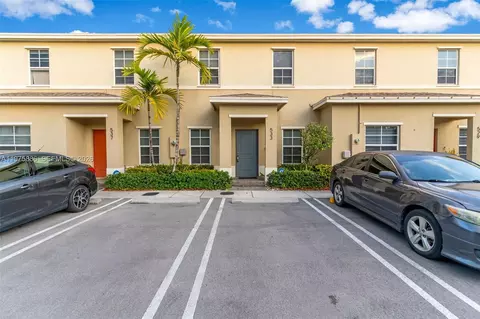 533 NE 5 Pl, Homestead, FL 33034