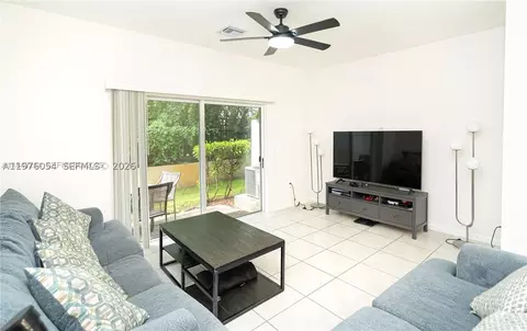 2820 NW 180th St, Miami Gardens, FL 33056