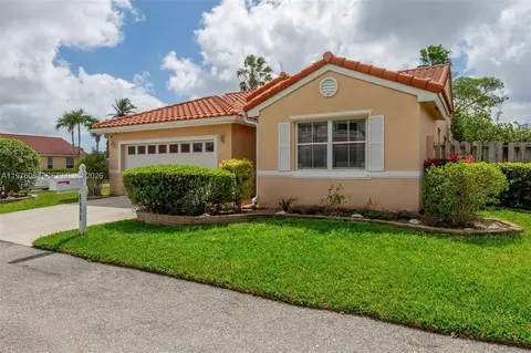 6618 Skipper Ter, Margate, FL 33063
