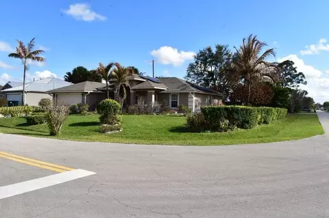 1084 Di Lido Ln, Port Saint Lucie, FL 34953