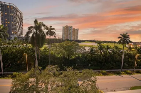 300 Diplomat Pkwy #601, Hallandale Beach, FL 33009