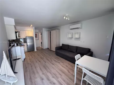 4228 N Ocean Dr #17, Lauderdale By The Sea, FL 33308