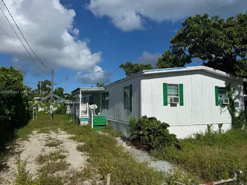 13 Judy Pl, Key Largo, FL 33037