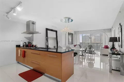 495 Brickell Ave #805, Miami, FL 33131