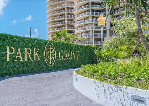 2831 S Bayshore Dr #808, Miami, FL 33133