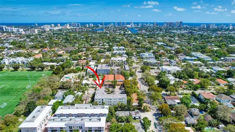 609 NE 13th Ave #301, Fort Lauderdale, FL 33304