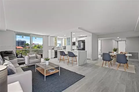 137 Golden Isles Dr #305, Hallandale Beach, FL 33009