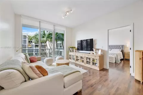 3470 E Coast Ave #H0908, Miami, FL 33137