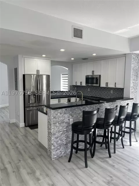 9000 W Flagler St #1, Miami, FL 33174