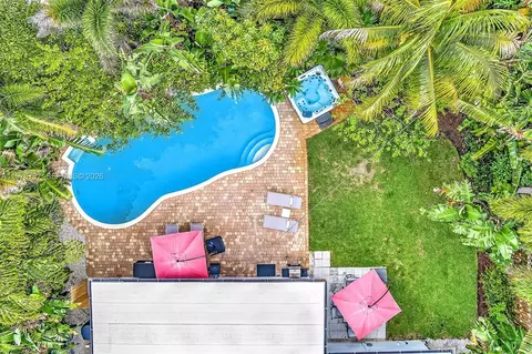 1577 NE 48th Ct, Oakland Park, FL 33334