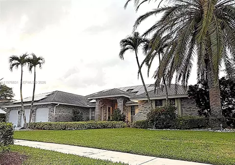 10310 Camelback Ln, Boca Raton, FL 33498