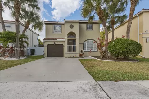 324 NW 153rd Ln, Pembroke Pines, FL 33028