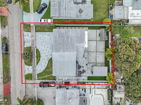 View/Area - 5635 W 13th Ct, Hialeah, FL 33012 photo 3 of 5