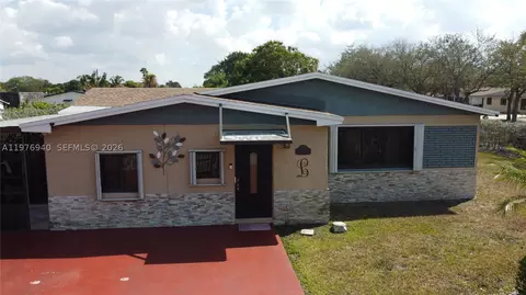 705 NW 8th Ave, Florida City, FL 33034