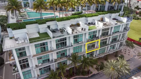 90 SW 3rd St #TH505, Miami, FL 33130