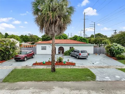 1385 NE 130th St, North Miami, FL 33161