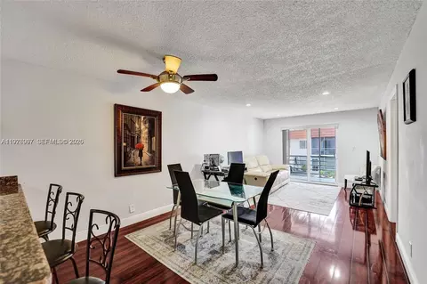 7610 Stirling Rd #207C, Hollywood, FL 33024