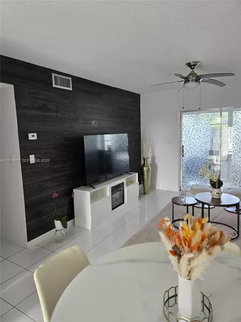 6560 Winfield Blvd #205, Margate, FL 33063