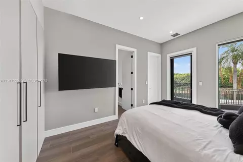 Bedroom - 3560 Paddock Rd, Weston, FL 33331 photo 5 of 8