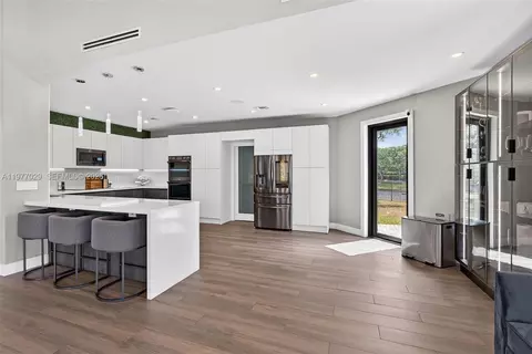 Kitchen - 3560 Paddock Rd, Weston, FL 33331 photo 4 of 4