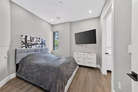 Bedroom - 3560 Paddock Rd, Weston, FL 33331 photo 4 of 8