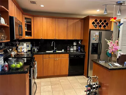 11219 SW 33rd Circle Pl, Miami, FL 33165