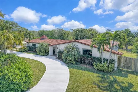 7700 SW 139th Ter, Palmetto Bay, FL 33158