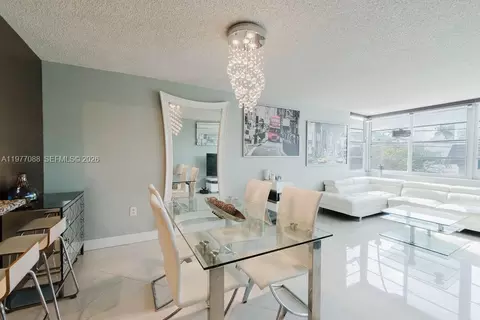 8000 Harding Ave #2B, Miami Beach, FL 33141