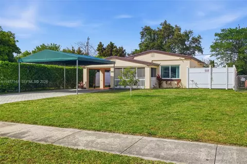 1455 NE 180th St, North Miami Beach, FL 33162