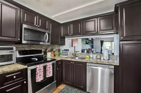 6575 W Oakland Park Blvd #506, Lauderhill, FL 33313