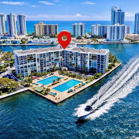 1000 Parkview Dr #222, Hallandale Beach, FL 33009
