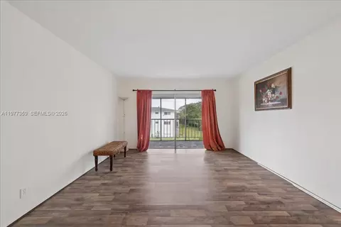 1200 Hillcrest Ct #315, Hollywood, FL 33021
