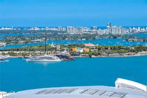 159 NE 6th St #2711, Miami, FL 33132