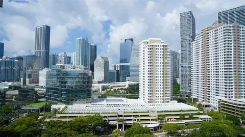 540 Brickell Key Dr #1711, Miami, FL 33131