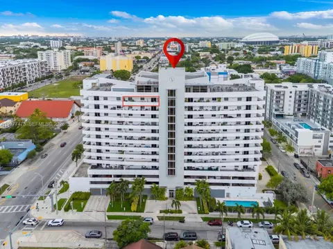 36 NW 6th Ave #TS-8, Miami, FL 33128