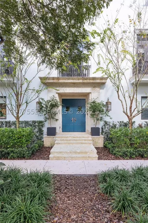 743 Almeria Ave, Coral Gables, FL 33134