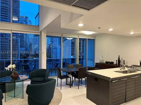 200 S Biscayne Boulevard Way #703, Miami, FL 33131