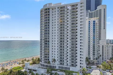 17475 Collins Ave #904, Sunny Isles Beach, FL 33160