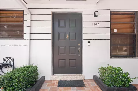 Entry Way - 1100 W 53rd Ter, Hialeah, FL 33012 photo 1 of 2