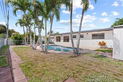 Exterior - 1100 W 53rd Ter, Hialeah, FL 33012 photo 6 of 12